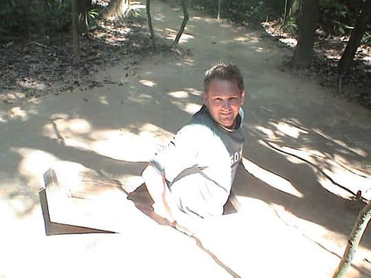 vietnam things to do cu chi tunnels
